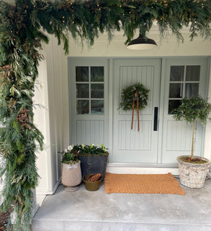 
                  
                    Custom Exterior Fresh Garland Installation
                  
                